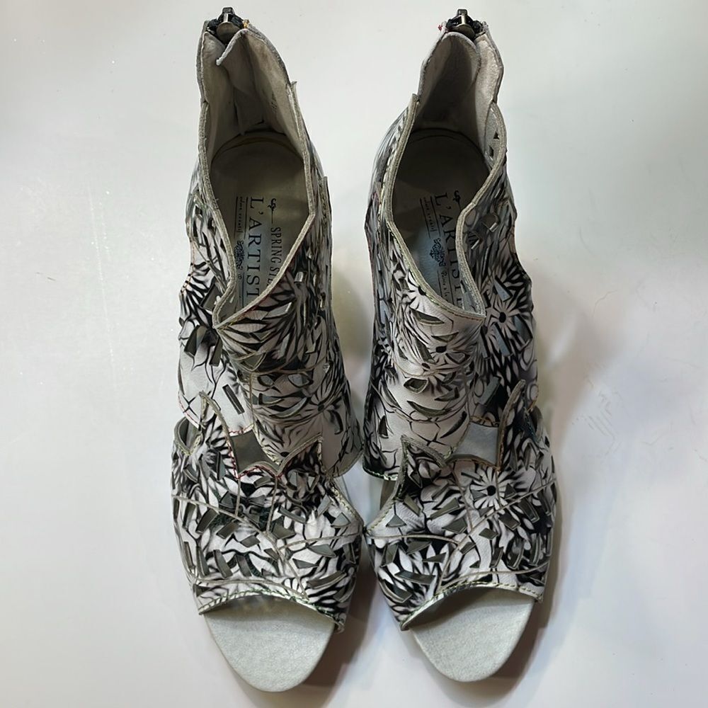 L’Artistic Womens Spring Step Amora Hand Painted Leather Sandal Heel Sz 10.5 - Picture 2 of 14